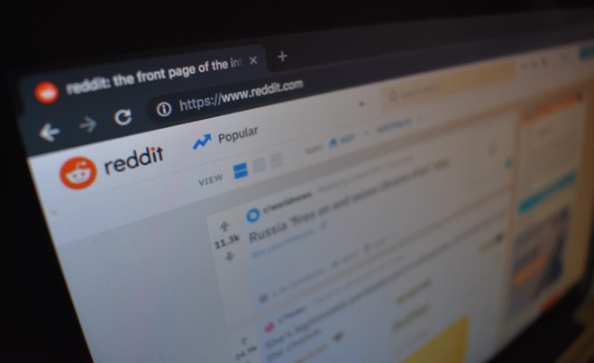 Reddit Marketing Strategies: Tips for Research, Engagement, and Traffic